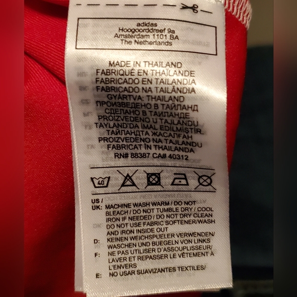 Ajax Amsterdam 2021-2022 Adidas Aeroready Training Jersey Red - Picture 8 of 8